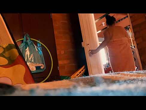 ❤️ Mijn oom volgt me naar de douche, hij neukt me terwijl ik een douche neem. ☑ Sex video at nl.pornhills-com.ru ☑